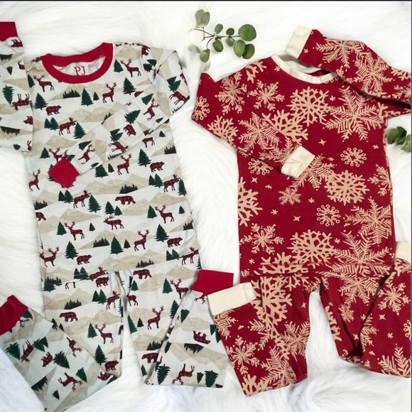 Burt's Bees Other - Kids Pajamas - Red/White/Green Winter Themed